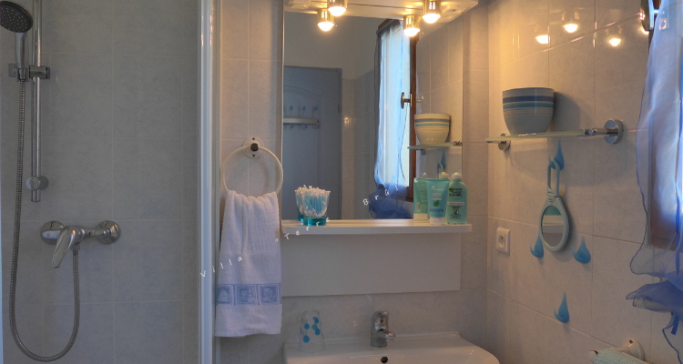 salle de bain villa vacances la ciotat